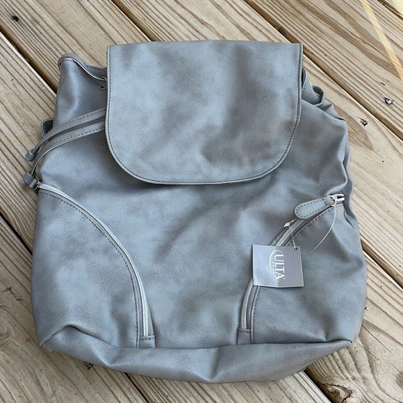 ULTA Rustic Gray Faux Leather Mid-Size Back - Picture 1 of 8